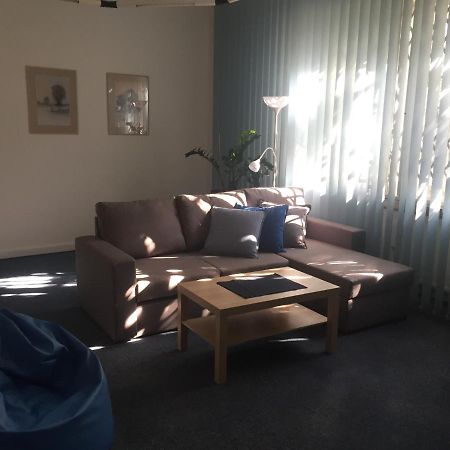 Blue Apartment In Beautiful English Style Garden With Atmosphere Praha Bagian luar foto